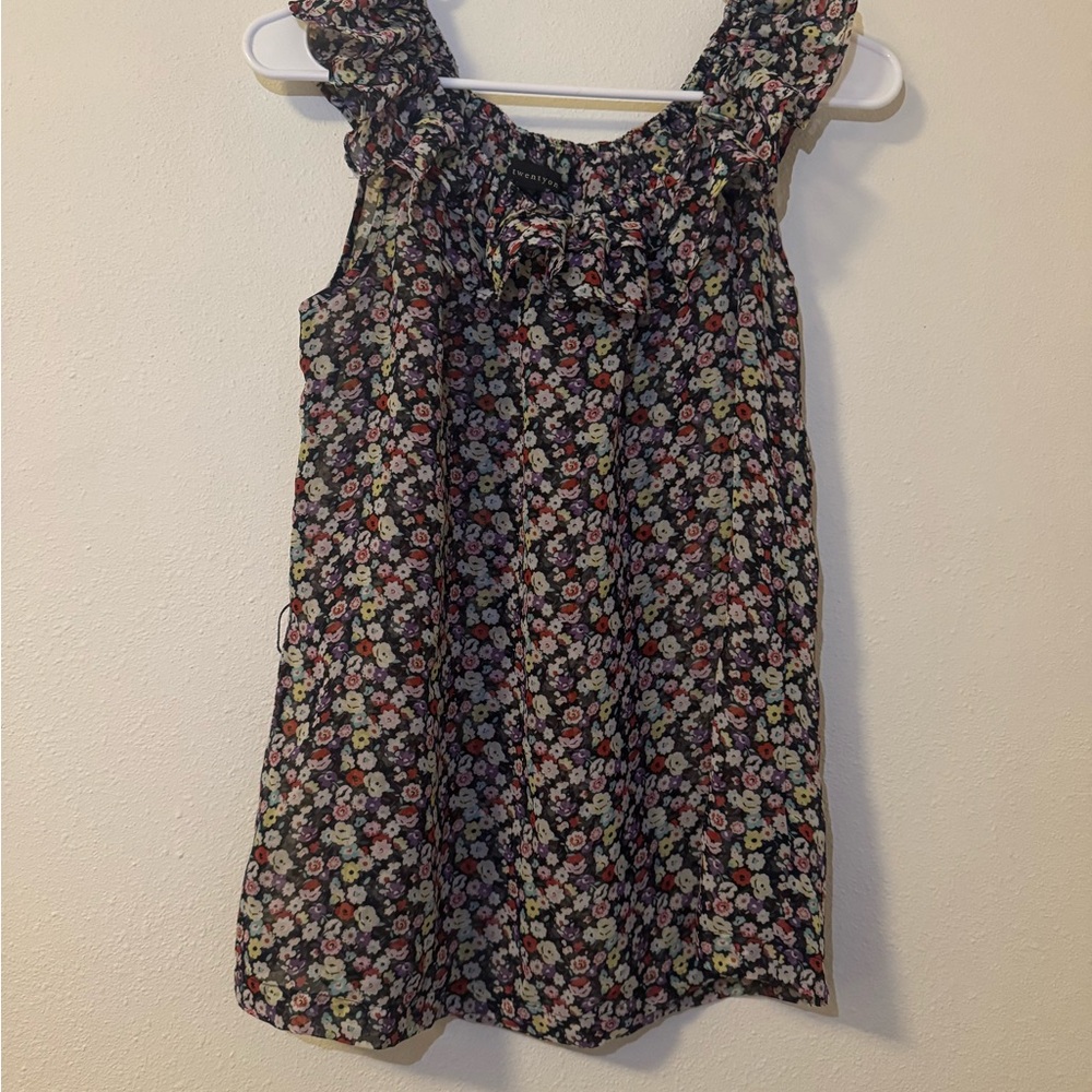 Forever 21 Black and‎ Red Floral Blouse